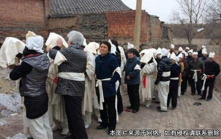 九荀老人去世后養子出現要求繼承房產，反被判向福利院支付費用